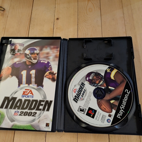 Madden 2002 PlayStation 2 Game Used - Picture 4 of 5
